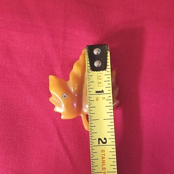 Fall brooch with rhinestone Avon brooch - Picture 4 of 4